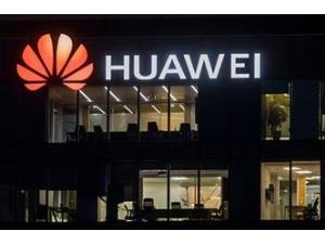 “Huawei” qabaqcıl smartfonlar biznesini satmaq niyyətindədir