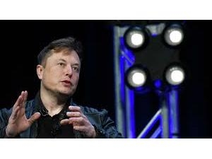 Elon Maskın şirkəti meymuna videooyunlar oynamağı öyrədib