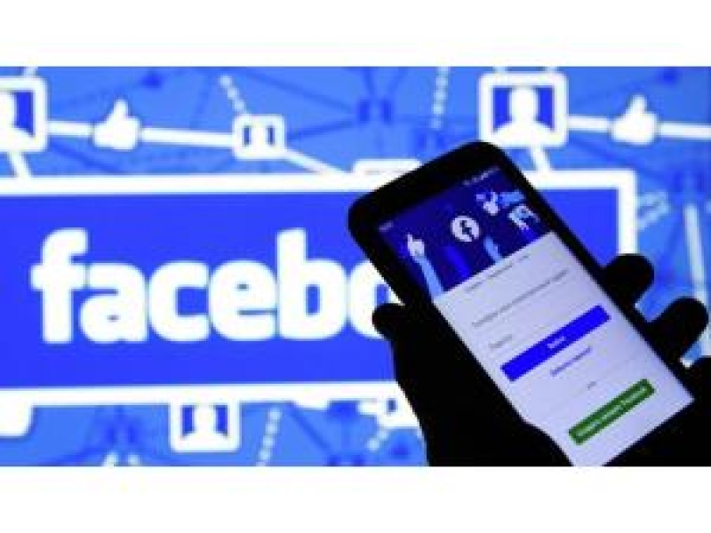 “Facebook” iki kamerası olan “ağıllı” saat təqdim edəcək
