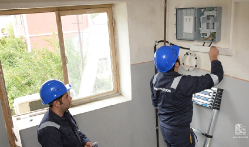 “Bakı Telefon Rabitəsi” MMC-nin Bakıətrafı ərazilərdə infrastruktur layihələrini davam etdirir