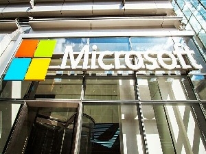 “Microsoft” 10 milyard dollarlıq hərbi müqavilə imzalayıb