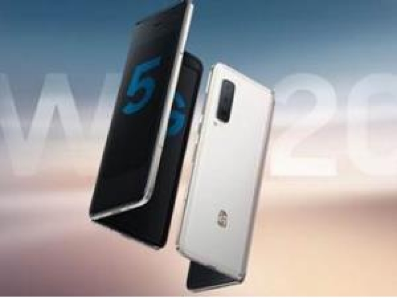 “Samsung” yeni qatlanan smartfonunu təqdim edib
