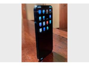 “iPhone 12 Pro” smartfonunun prototipi məlum olub