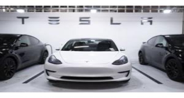 “Tesla” Hindistanda elektromobillərin istehsalı üzrə zavod tikəcək