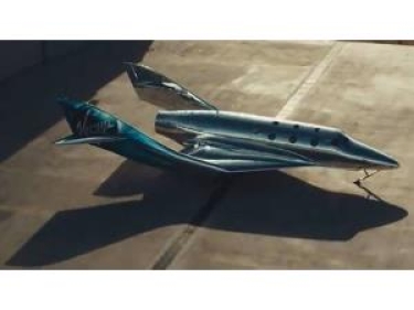 “Virgin Galactic” yeni kosmolyot təqdim edib