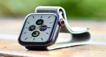 “Apple Watch” İsveçrə saatlarından daha populyardır