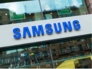 “Samsung” karantinə yerləşdirilən koronavirus xəstələrinə smartfonlar paylayır