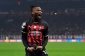 “Milan”ın hücumçusu mükafatlandırma mərasiminə ətək geyindi - VİDEO - FOTO 