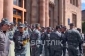 İrəvanda hökumət binası yenidən polis mühasirəsində