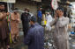 Pakistan od tutub yanır - 568 nəfər istidən öldü