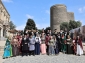 Yüzlərlə milli obraz bir gündə: İçərişəhərdə “Milli Geyimlər Günü” keçirildi