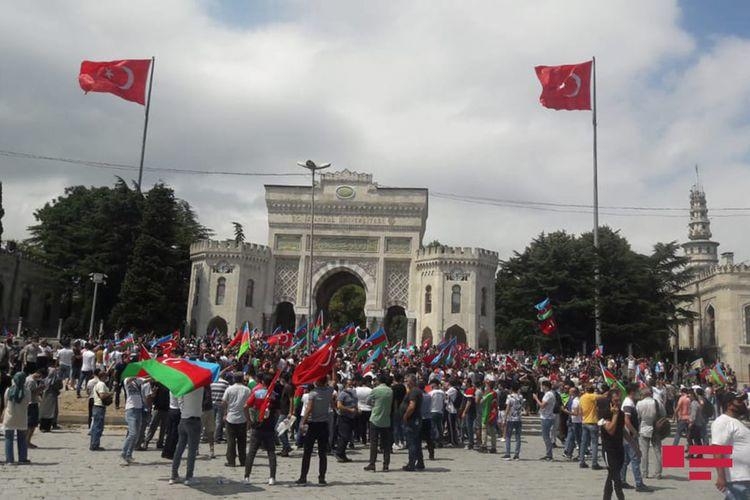 Türkiyədə Azərbaycana dəstək məqsədli mitinq keçirilir - FOTO