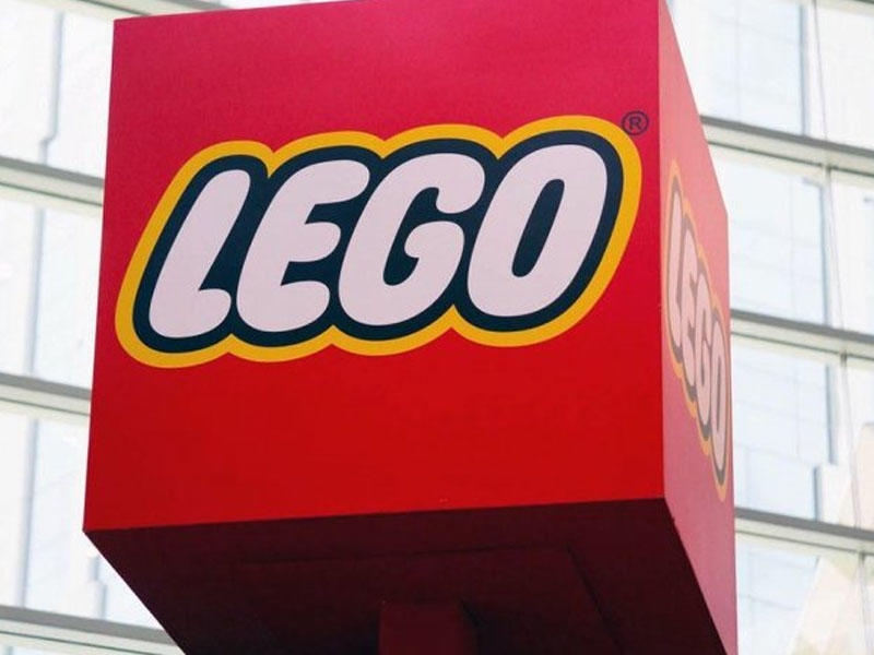 LEGO YouTube-un ən məşhur markası oldu