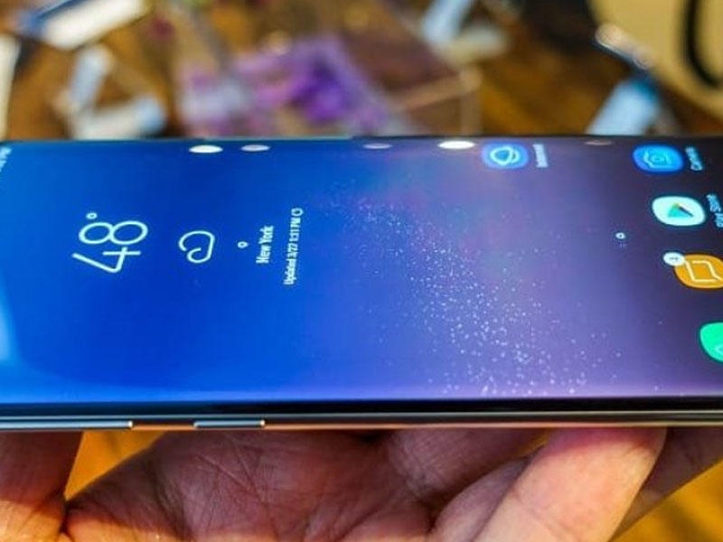 AMOLED çevik ekranlarının tədarükü 51% artacaq