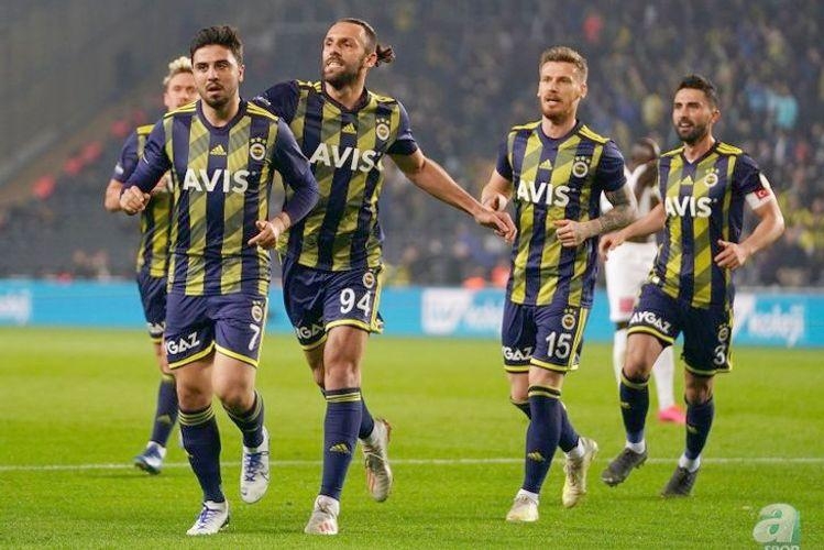 ''Fənərbağça''nın futbolçusu koronavirusa yoluxub