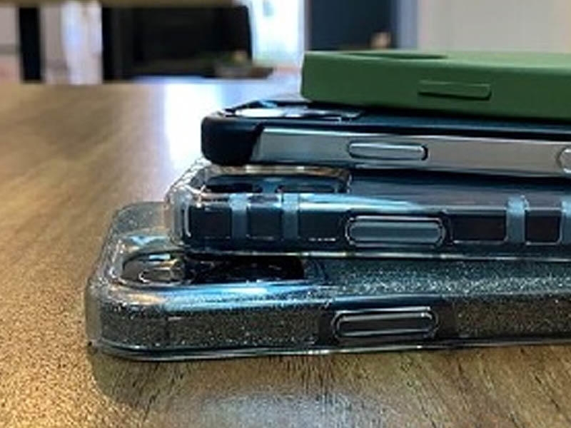 Yeni “iPhone” çexollarda nümayiş etdirilib