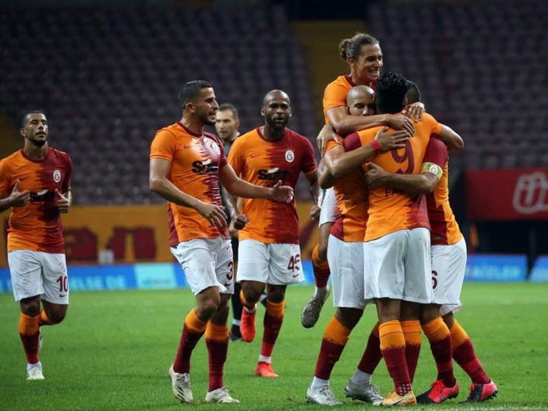 ''Qalatasaray'' cərimələndi