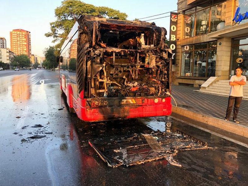 ''Bakıda yeni avtobusun yanması faktı ciddi araşdırılmalıdır'' - Ərşad Hüseynov