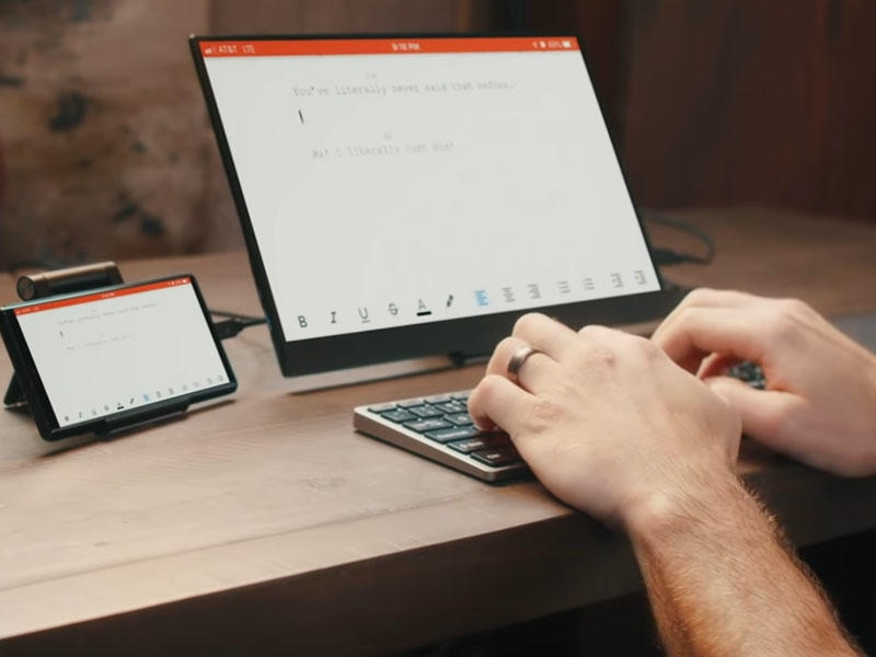 “PhonePad” monitoru smartfonu 15,6 düymlük planşetə çevirir - VİDEO