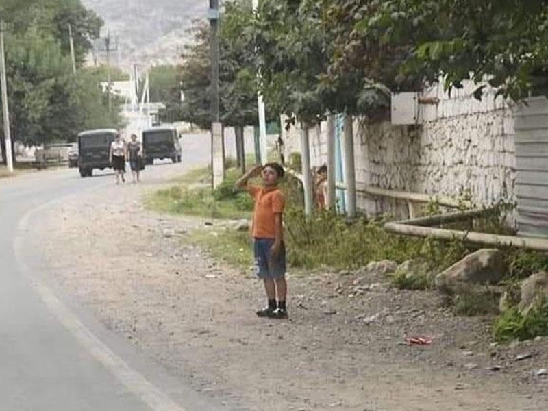 Hərbi salamla məşhurlaşan Eltonun atası: ''Onun hərbiyə həvəsi körpə vaxtlarından var'' - FOTO