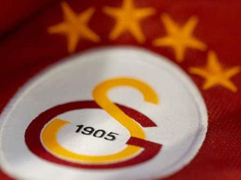 “Qalatasaray”ın futbolçusunda koronavirus aşkarlandı