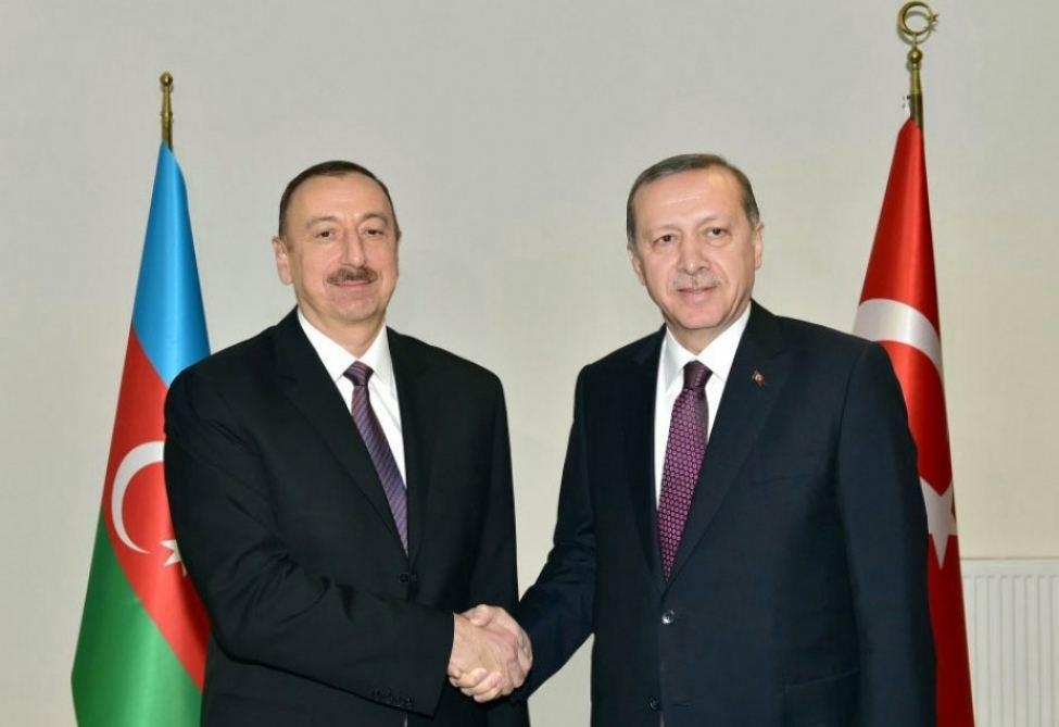 Azərbaycan Prezidenti İlham Əliyev və Türkiyə Prezidenti Rəcəb Tayyib Ərdoğan birgə şam ediblər - VİDEO