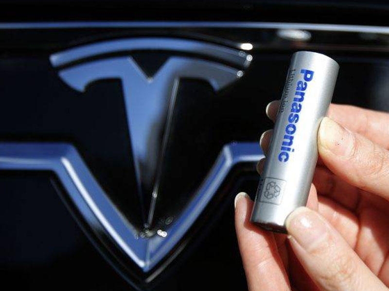 “Tesla” və “Panasonic” arasında akkumulyatorlara dair yeni saziş imzalanıb