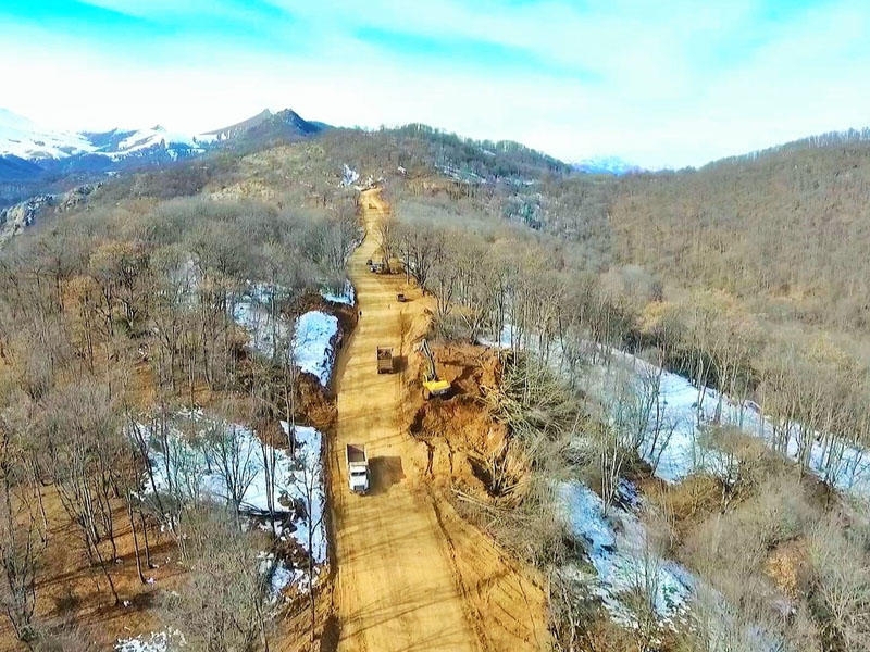 “Zəfər yolu” sentyabr ayınadək asfaltlanaraq istifadəyə veriləcək - FOTO