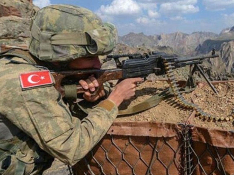 Türkiyə hərbçiləri Suriyada terrorçuları zərərsizləşdirdi