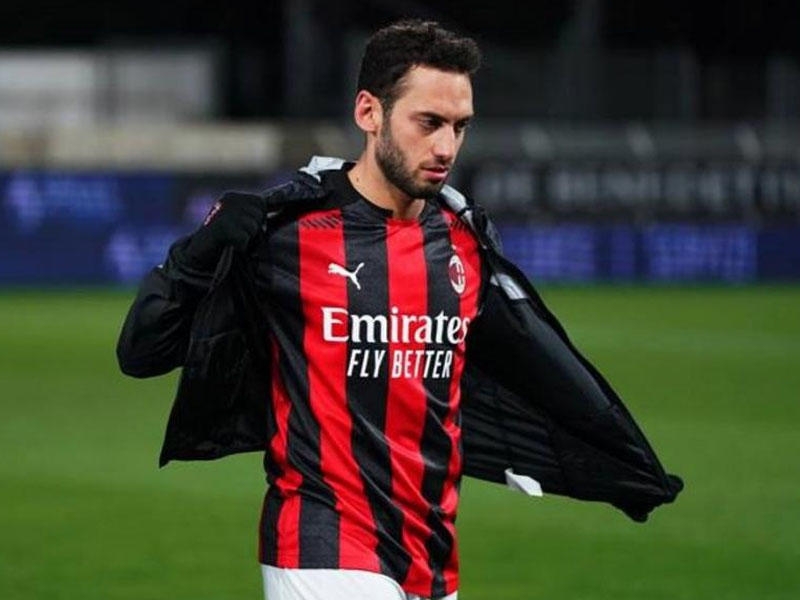 Çalhanoğlu ''Milan''ı tərk edə bilər