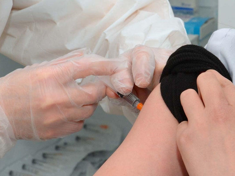 Azərbaycanda vaksinasiya olunanların sayı açıqlandı