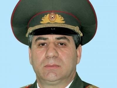 Erməni general baş nazirə qarşı çıxdı