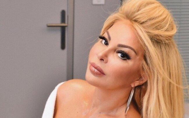 50 yaşlı Aygün Kazımovanın qısa geyimi izləyicilərin marağına səbəb oldu - FOTO