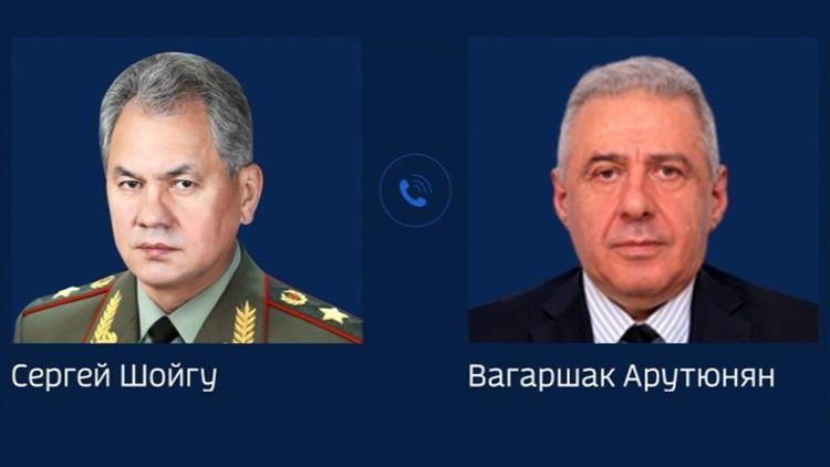 Rusiya və Ermənistanın müdafiə nazirlərinin telefon danışığı olub