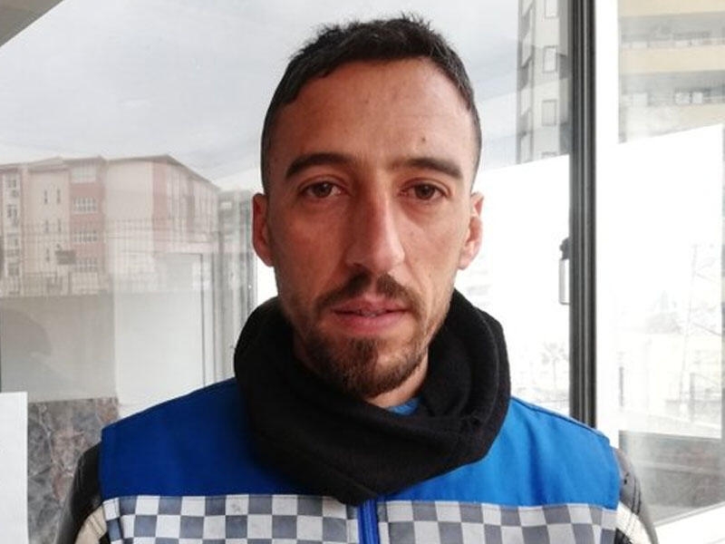 ''İtlər və kuryerlər girə bilməz'' - Qalmaqal