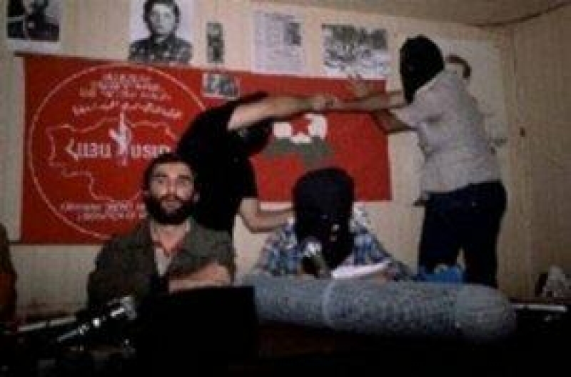 1980-ci il - Livan, Erməni və kürd terror təşkilatları birgə Türkiyəyə hücuma qərar verir..