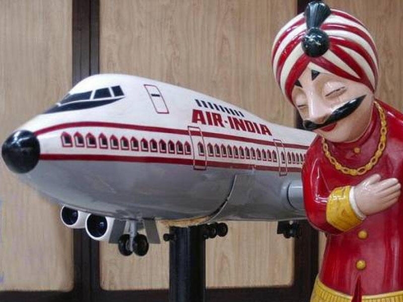 ''Air India''nın pilotları peyvənd olunanadək çalışmaqdan imtina ediblər