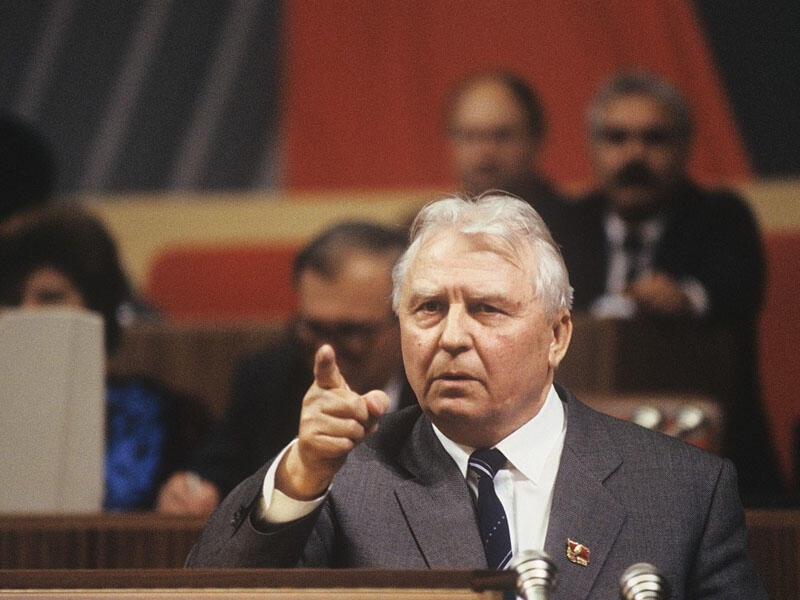 Qorbaçovu aradan götürmək istəyən özü öldü - SSRİ-nin ən məşhur liderlərindən idi
