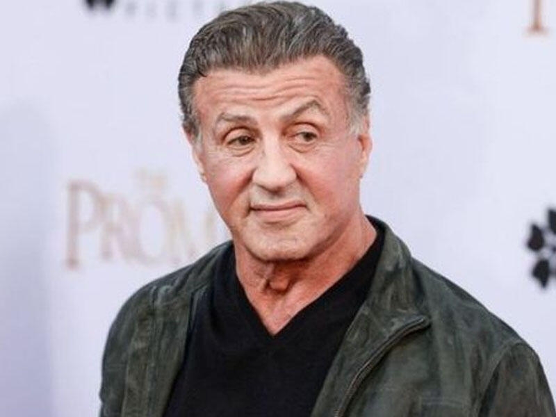 Silvestr Stallone malikanəsini satır