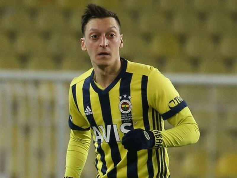 Məsut Özil ''Fənərbağça''dan ayrılır?