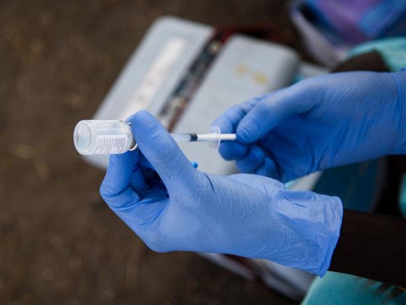 UNICEF zəngin ölkələri vaksin ianə etməyə çağırır
