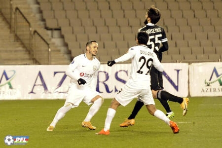 ''Neftçi'' - ''Qarabağ'' oyunu insidentlə yekunlaşdı