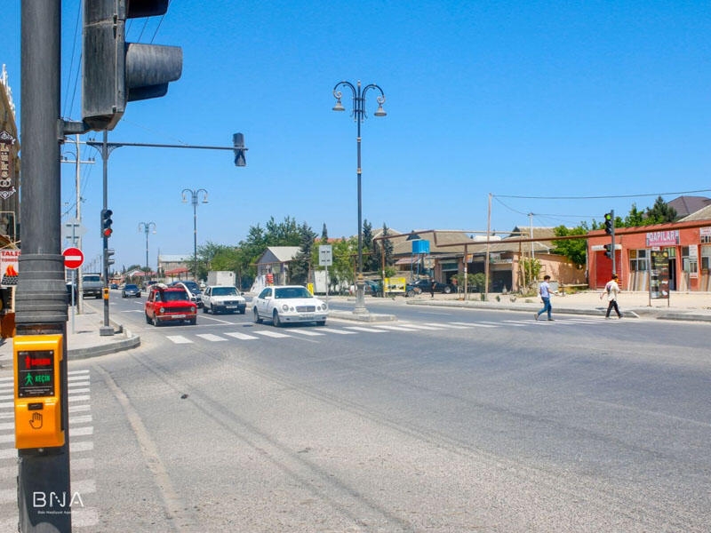 Bu qəsəbədə piyadaların təhlükəsizliyi üçün dəyişikliklər edilib - FOTO