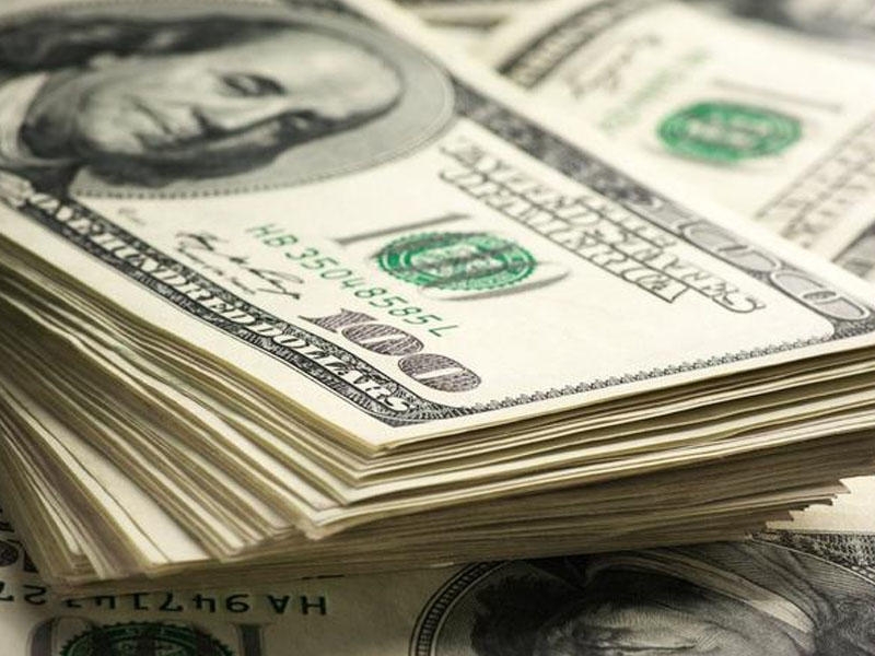 Dollara tələb azalır: Hərraclarda 365 milyon dollar satılmamış qaldı