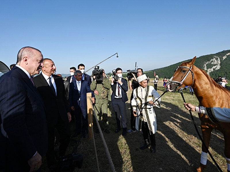 Ərdoğana hədiyyə edilən “Zəfər”in FOTOları