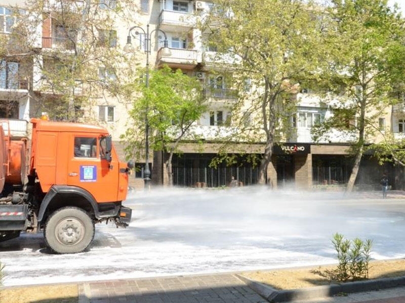 Bakıda növbəti geniş dezinfeksiya aparılır - FOTO