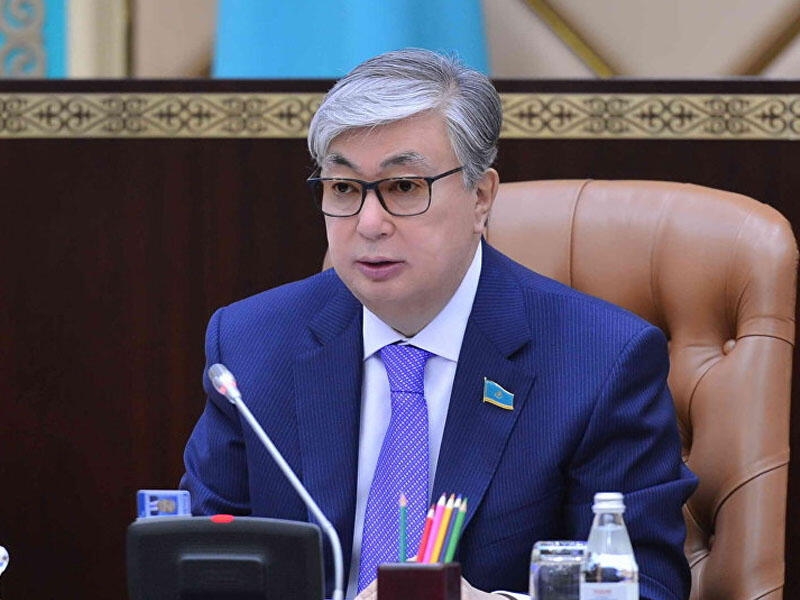 Qazaxıstanda rus dili qalmaqalı - Məsələyə prezident qarışdı