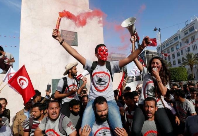 Konqresmenlərin Tunis səfərinə etiraz: Xoş gəlmədiniz!