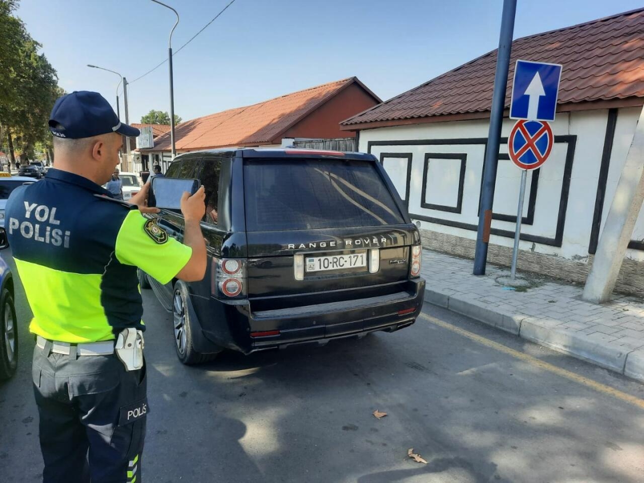 Qaydaları pozan sürücülər cərimələnib