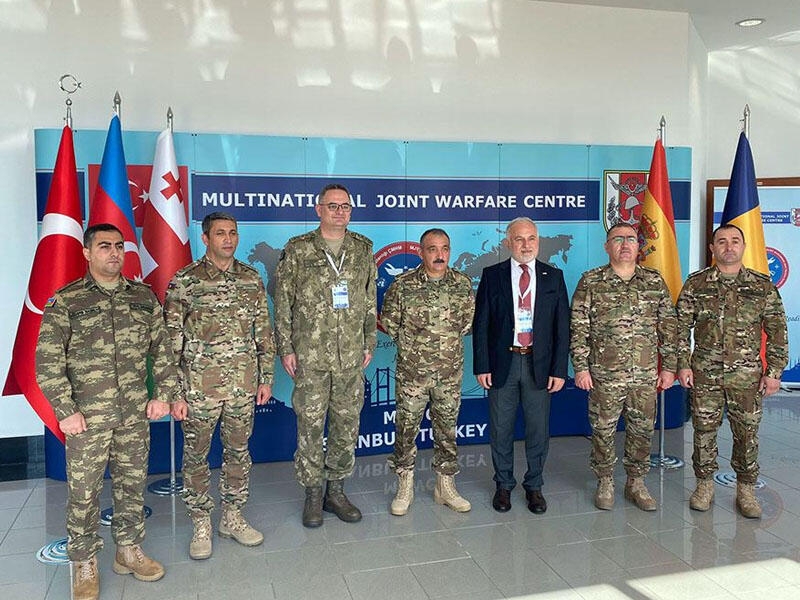 Quru Qoşunlarının komandanı Türkiyədə səfərdədir - FOTO